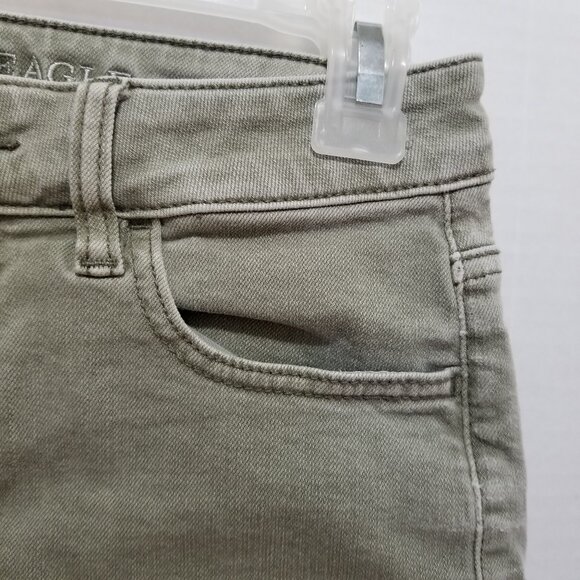 American Eagle shorts 2 Hi-Rise Shortie stretch denim jean frayed raw hem cuffed - Picture 4 of 14